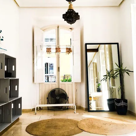 5 Balcones En Casco Antiguo De *
